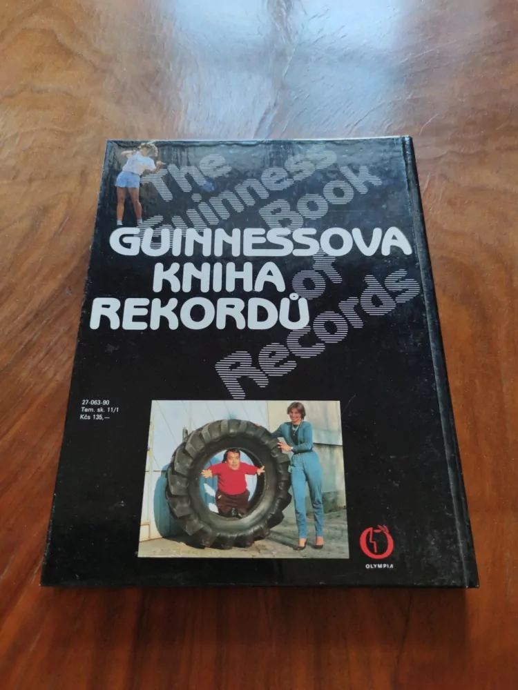 ALAN RUSSELL, NORRIS D. McWHIRTER - Guinnessova kniha rekordů
