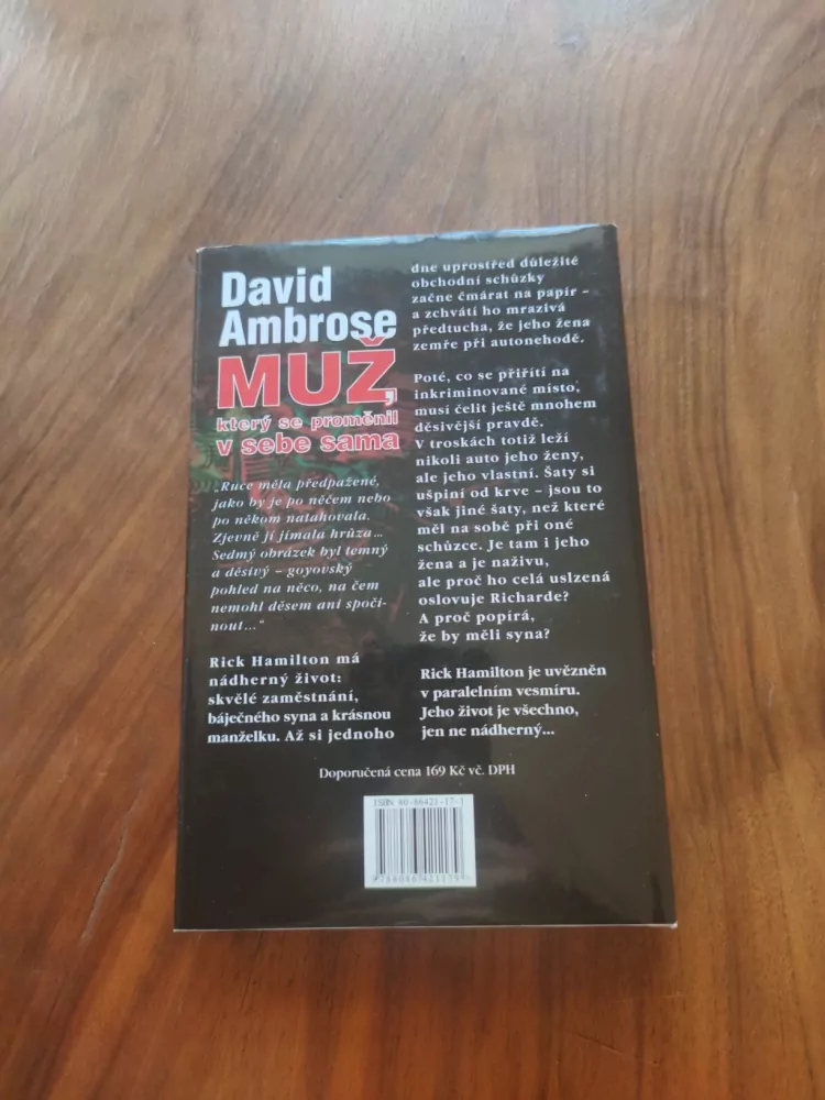 DAVID AMBROSE - Muž, který se proměnil v sebe sama
