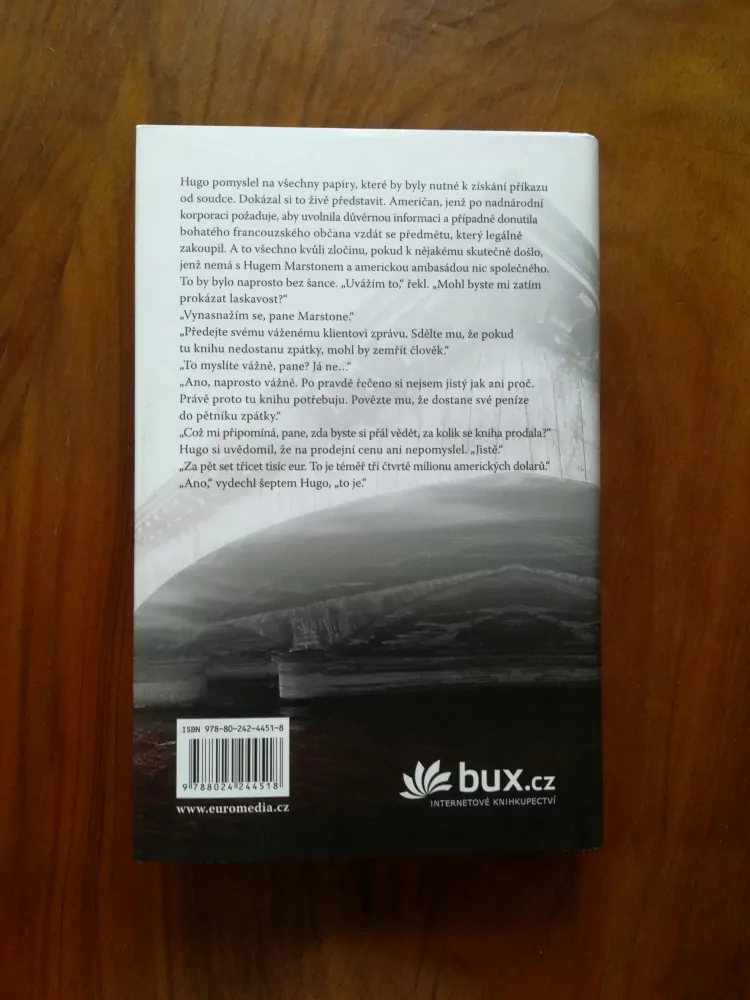 MARK PRYOR – Knihkupec