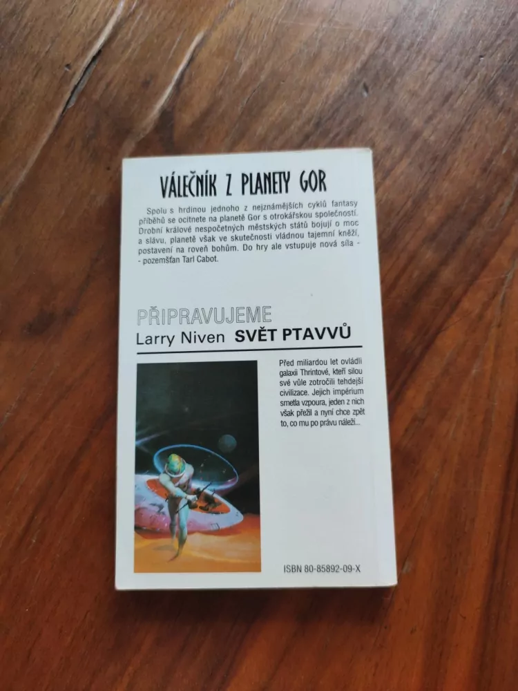 JOHN NORMAN - Válečník z planety Gor