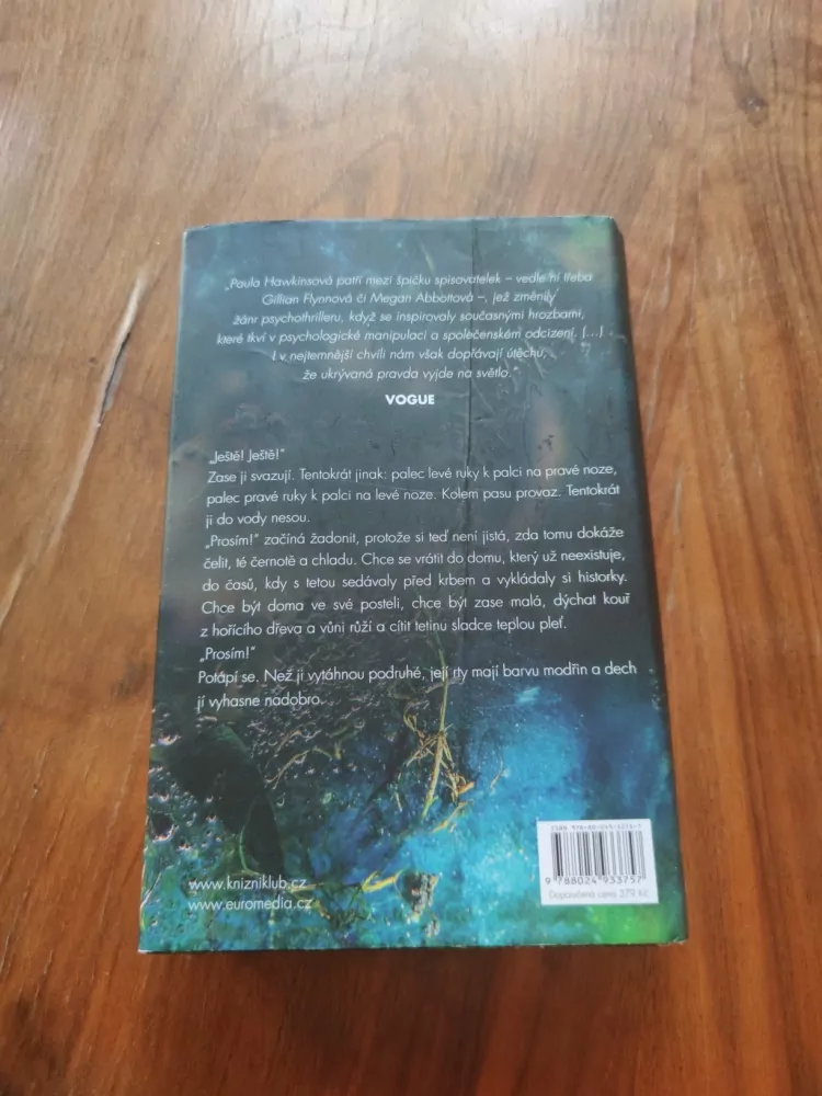 PAULA HAWKINS - Do vody