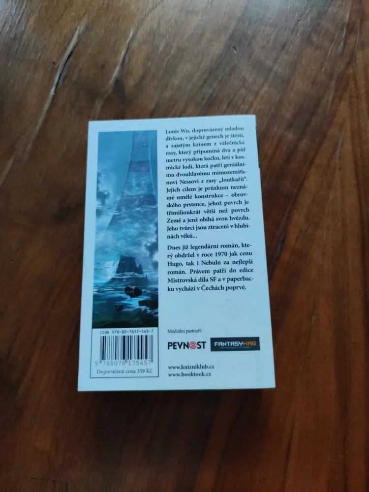 LARRY NIVEN - Prstencový svět