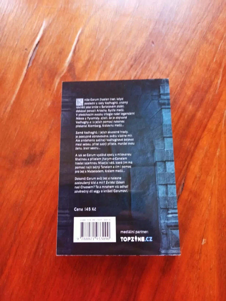 MICHAEL MOORCOCK - Král mečů