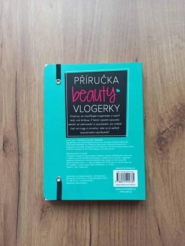 FRANKIE JONES - Příručka beauty vlogerky
