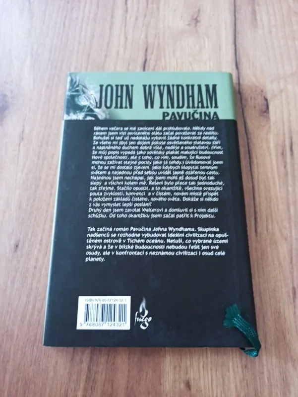 JOHN WYNDHAM - Pavučina