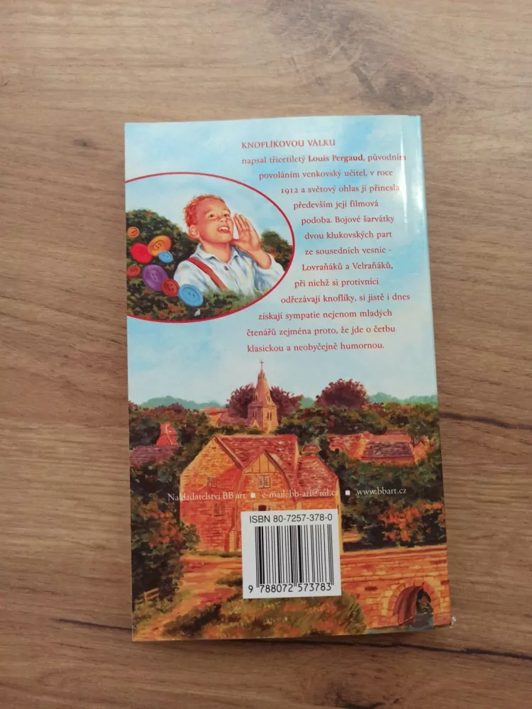 LOUIS PERGAUD - Knoflíková válka