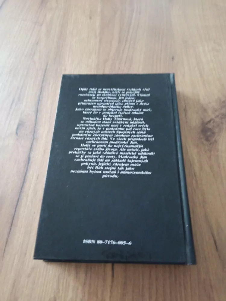 DEAN KOONTZ - Chladný plamen
