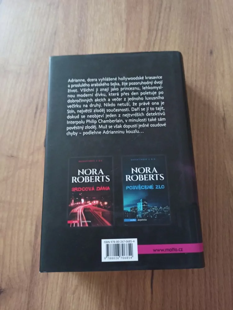 NORA ROBERTS - Sladká pomsta