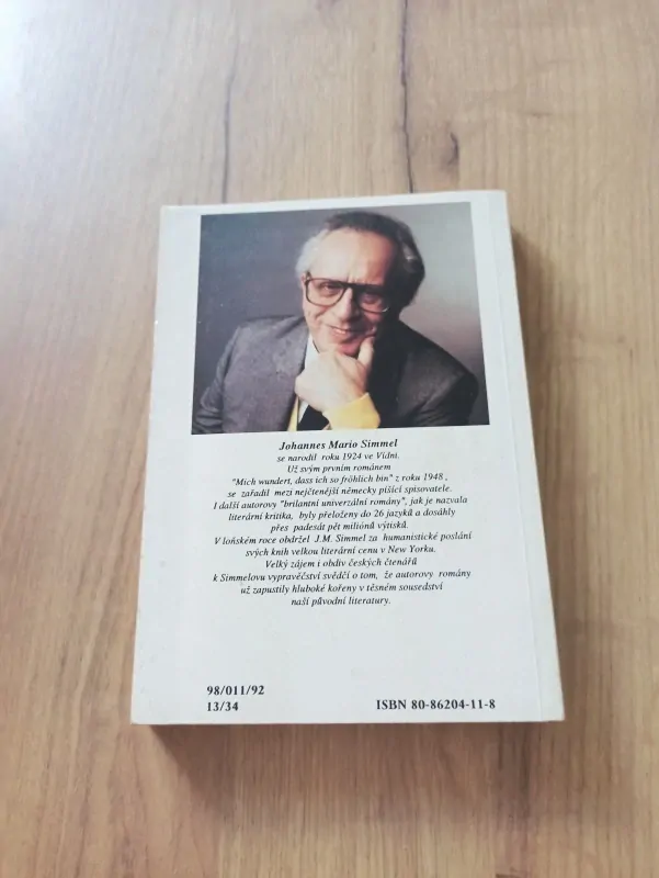 JOHANNES MARIO SIMMEL - A s klauny přišly slzy