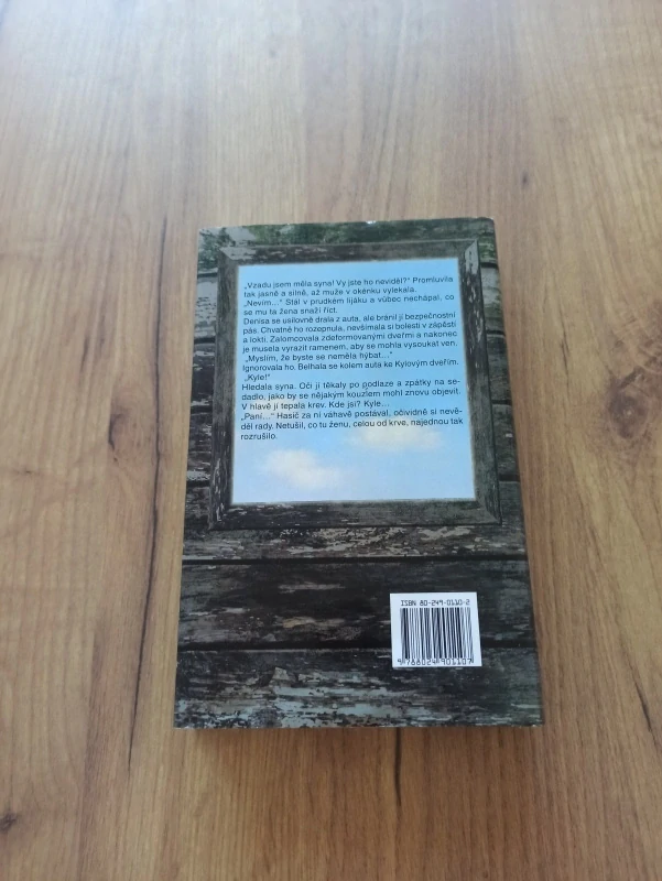 NICHOLAS SPARKS - Útěk do samoty