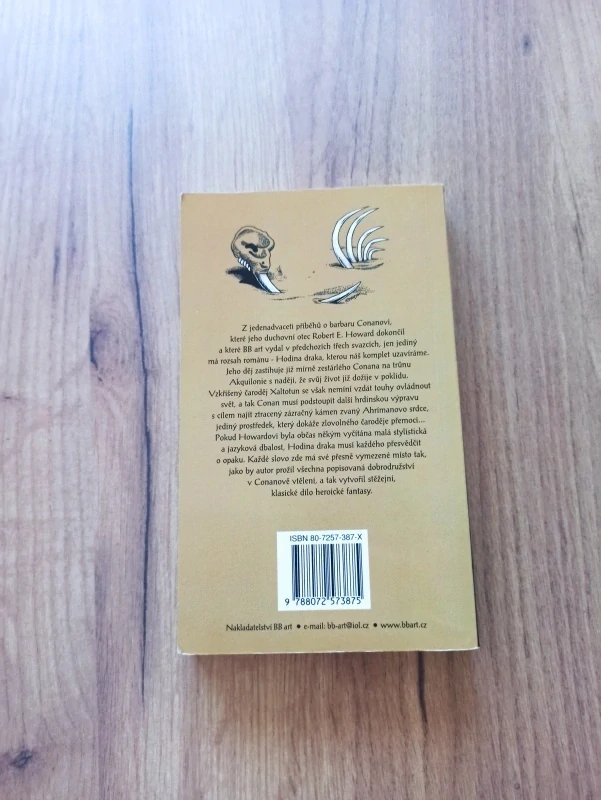 ROBERT ERVIN HOWARD - Conan: Hodina draka