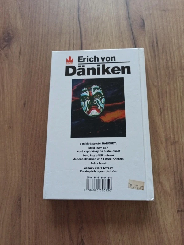 ERICH VON DÄNIKEN - Šok z bohů