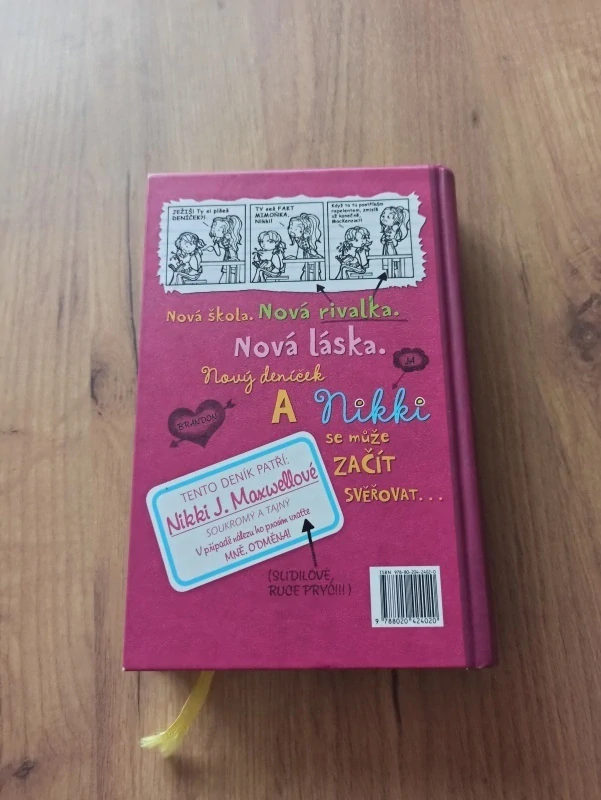 RACHEL RENÉE RUSSELL - Deník Mimoňky 1. - příběhy z neslavnýho života