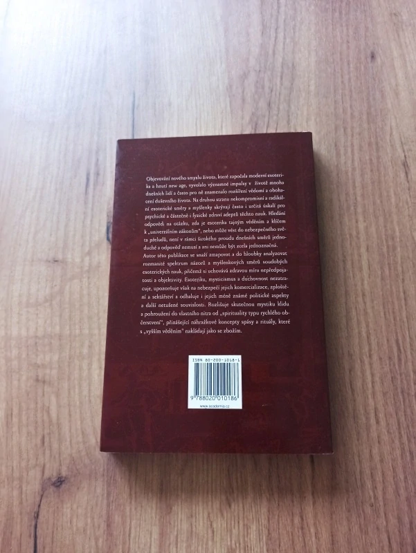 HUGO STAMM - Pozor esoterika - Mezi spiritualitou a pokoušením