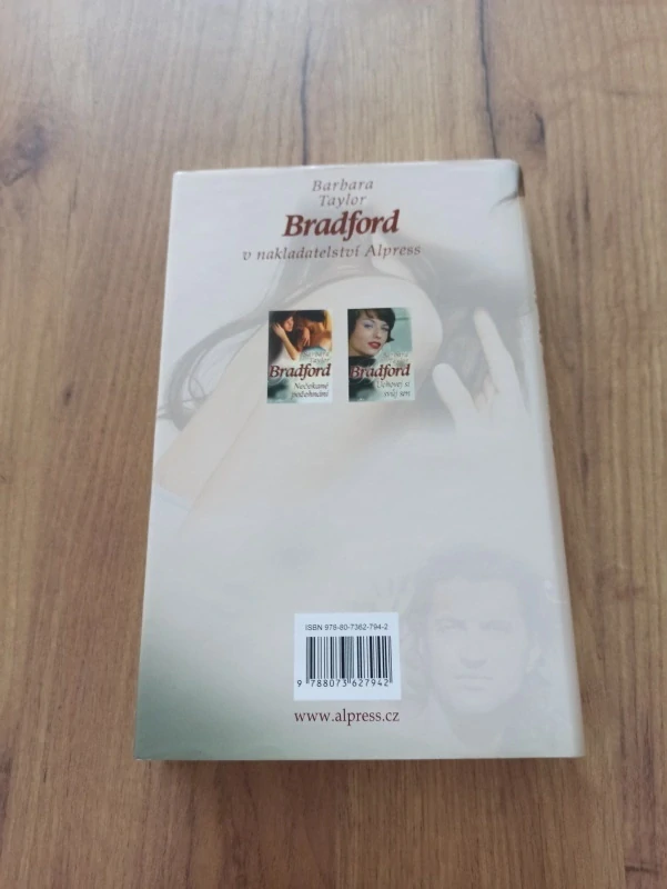 BARBARA TAYLOR BRADFORD - Rodinný nepřítel