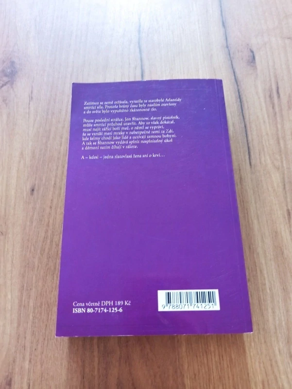DAVID GEMMELL - Poslední strážce