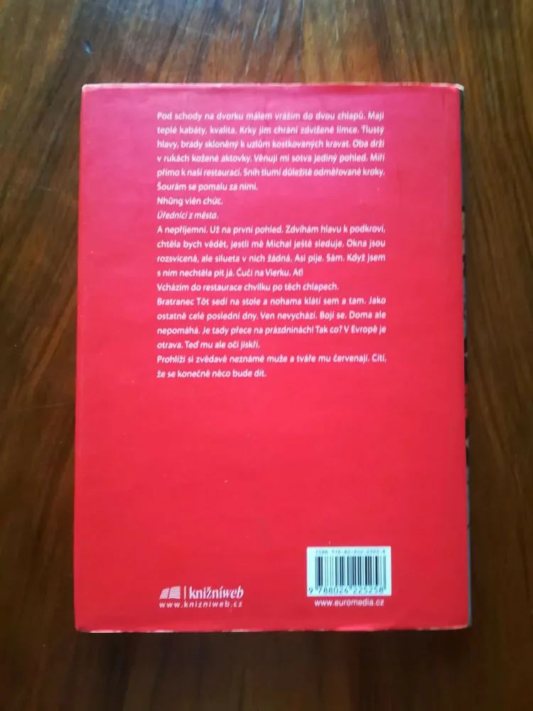 LAN PHAM THI -  Bílej kůň, žlutej drak