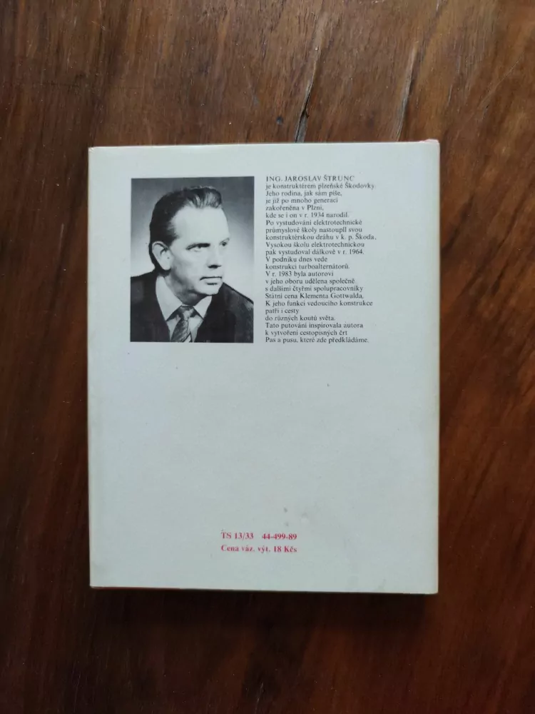 JAROSLAV ŠTRUNC - Pas a pusu