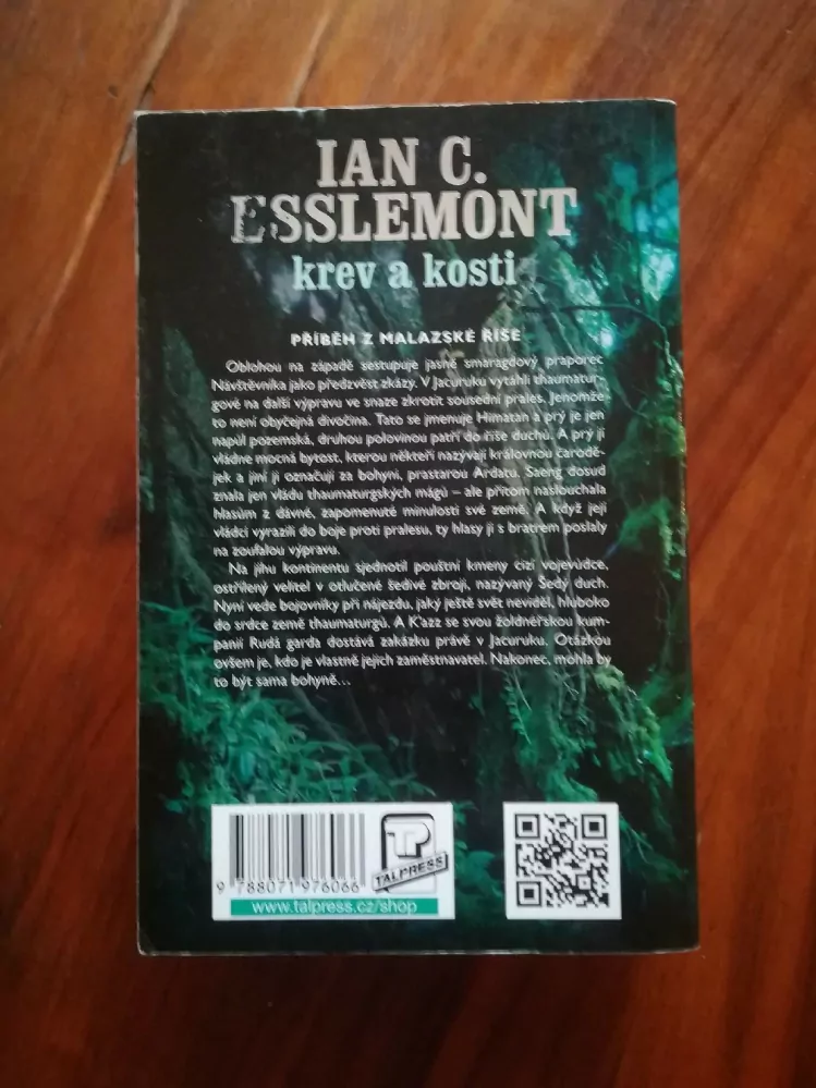 IAN CAMERON ESSLEMONT - Krev a kosti