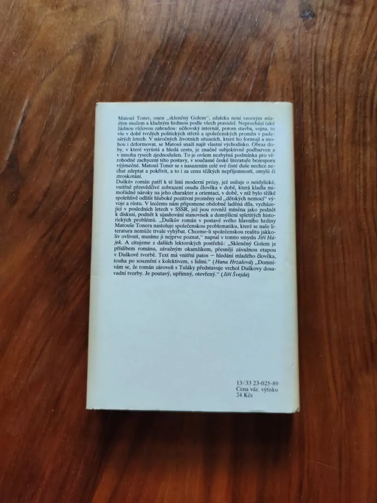 VÁCLAV DUŠEK - Skleněný Golem