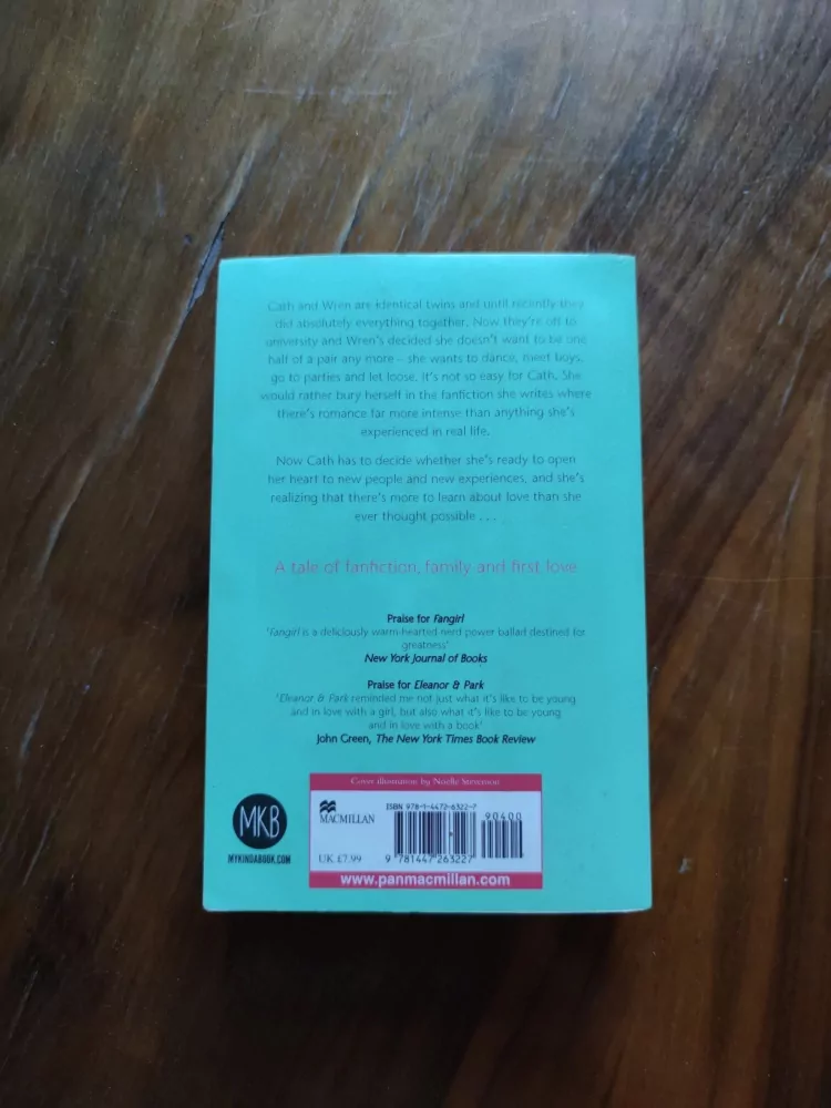 RAINBOW ROWELL - Fangirl