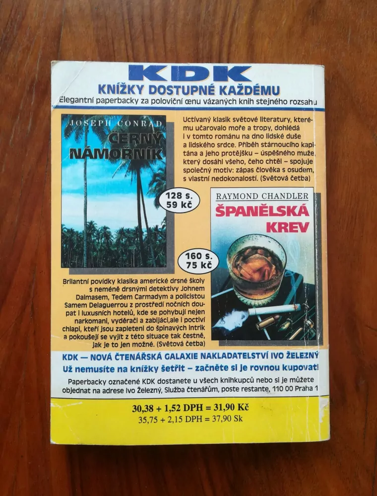 CLARK DARLTON - Invaze z vesmíru - Perry Rhodan - knihovnička 7.