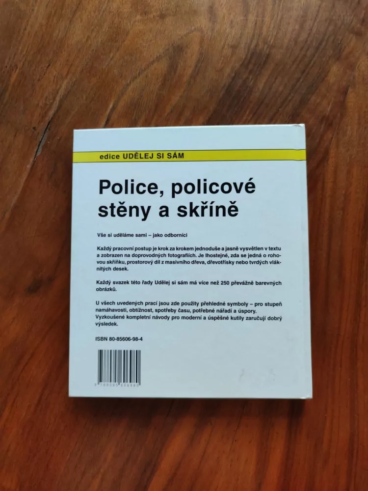 NIELS CLAUSEN - Police, policové stěny a skříně