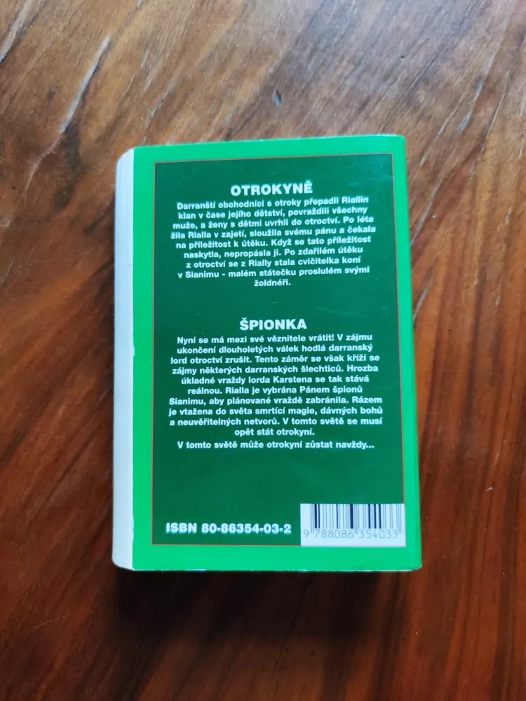 PATRICIA BRIGGS - Riallina hra