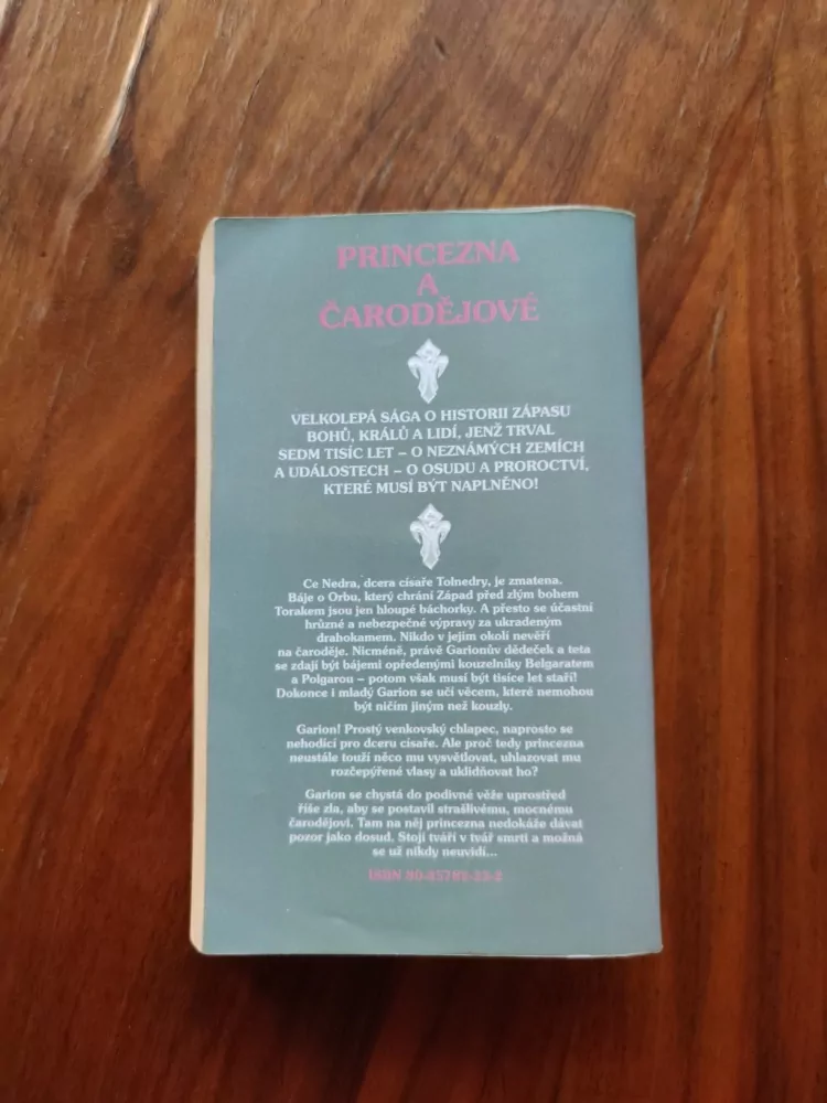 DAVID EDDINGS - Kouzelníkův gambit – Belgariad 3.