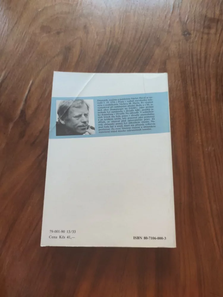 VÁCLAV HAVEL - Do různých stran