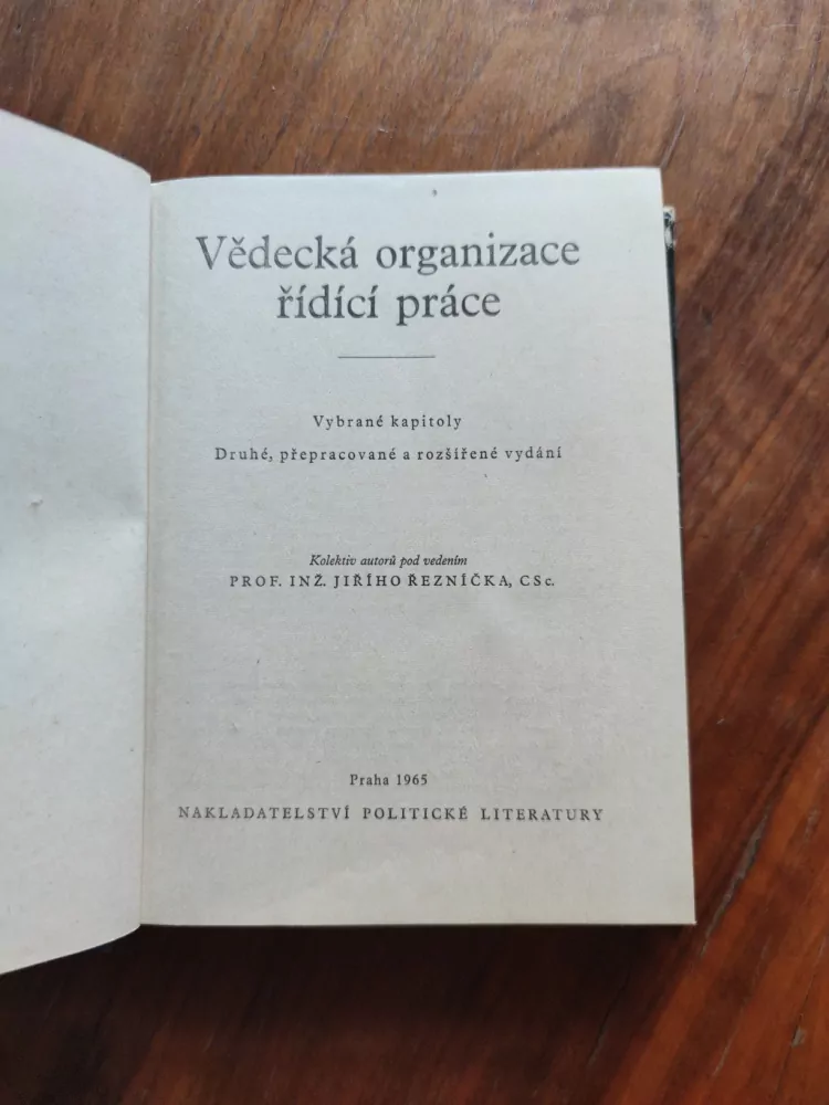 JIŘÍ ŘEZNÍČEK - Vědecká organizace řídící práce