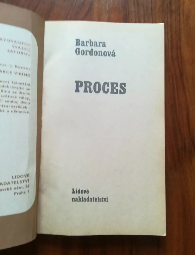 BARBARA GORDON - Proces 