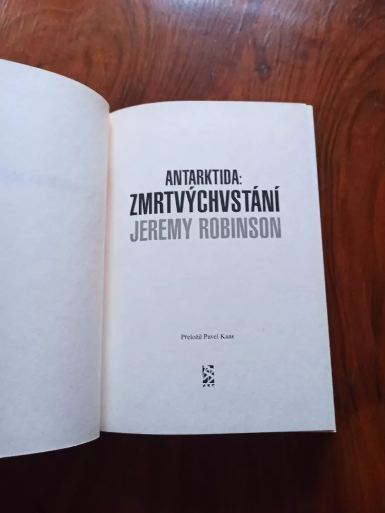 JEREMY ROBINSON - Antarktida – zmrtvýchvstání