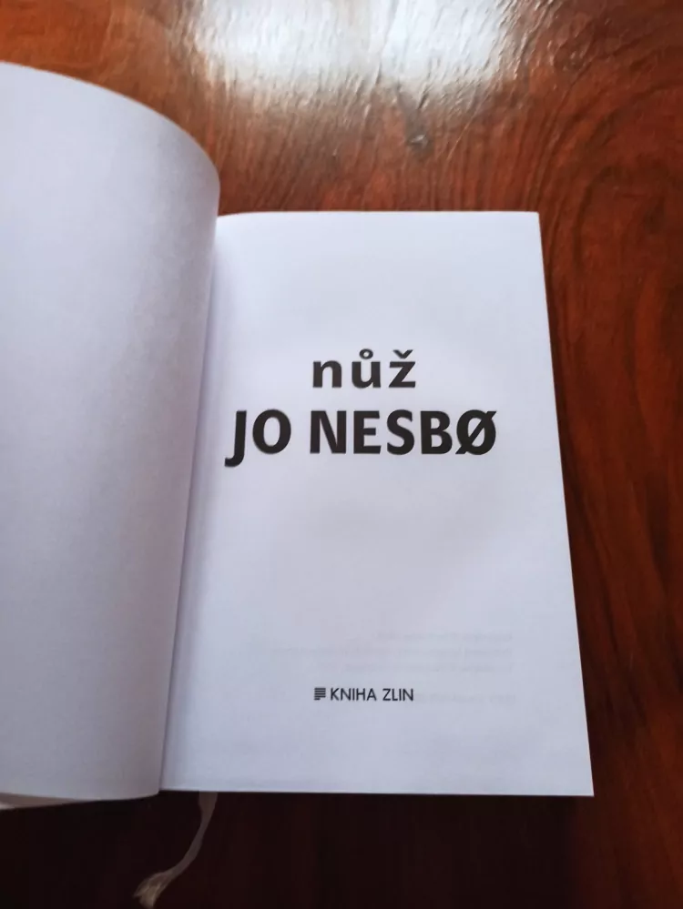 JO NESBØ - Nůž