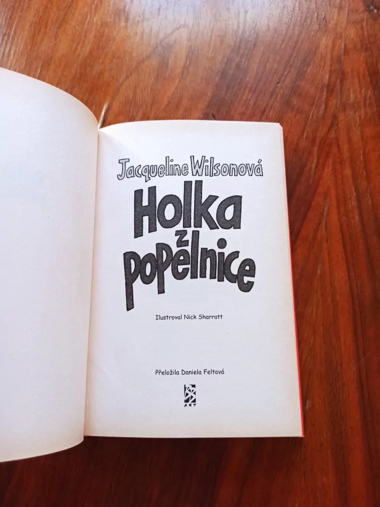 JACQUELINE WILSON - Holka z popelnice