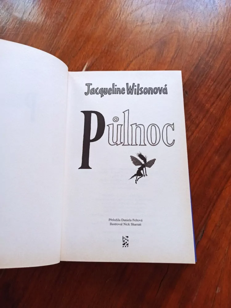 JACQUELINE WILSON - Půlnoc