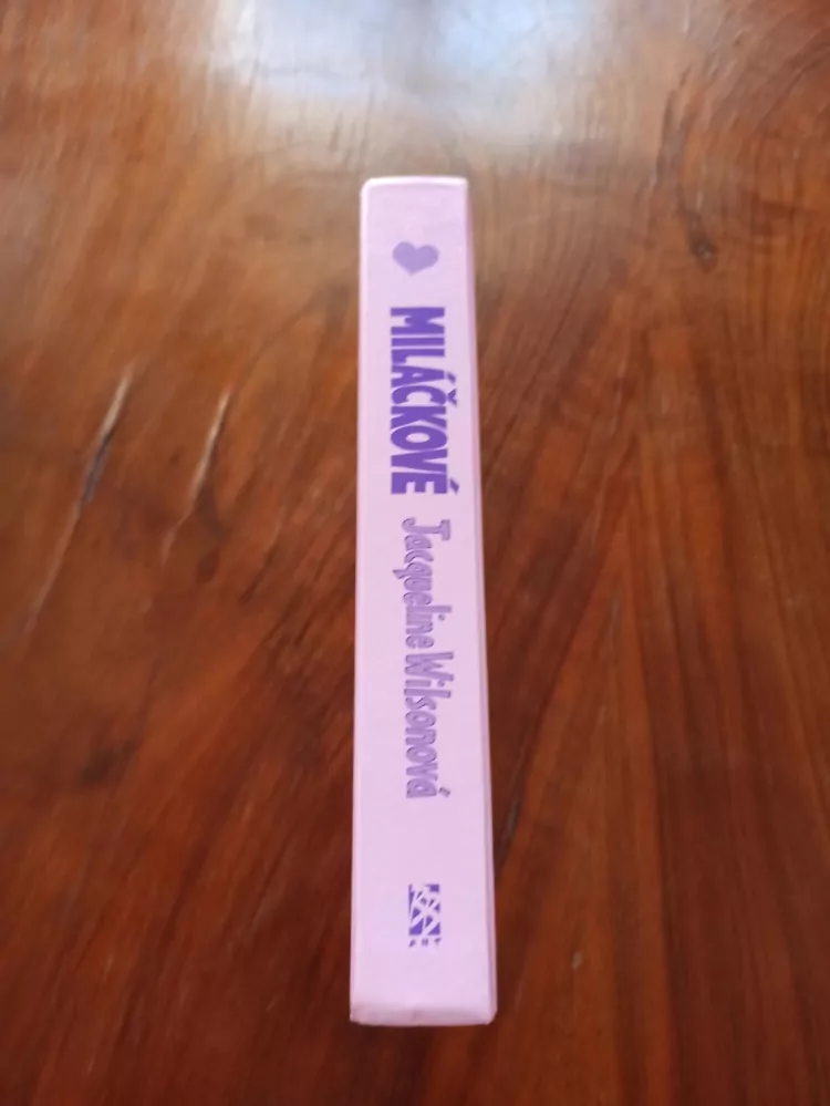 JACQUELINE WILSON - Miláčkové