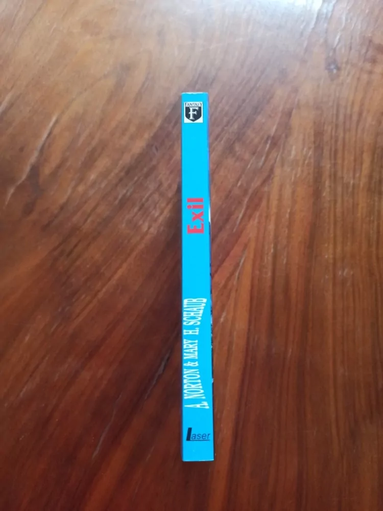 ANDRE NORTON, MARY H. SCHAUB - Exil - Svět čarodějnic 6.