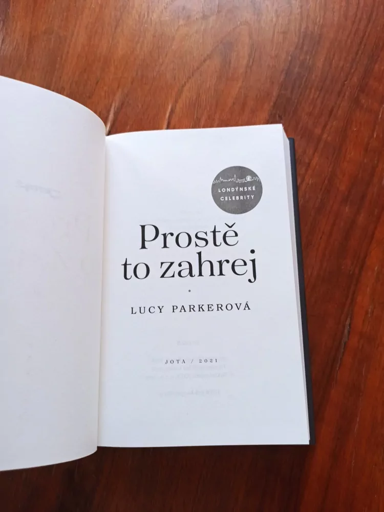 LUCY PARKER - Prostě to zahrej