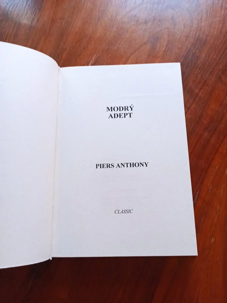 PIERS ANTHONY - Modrý adept