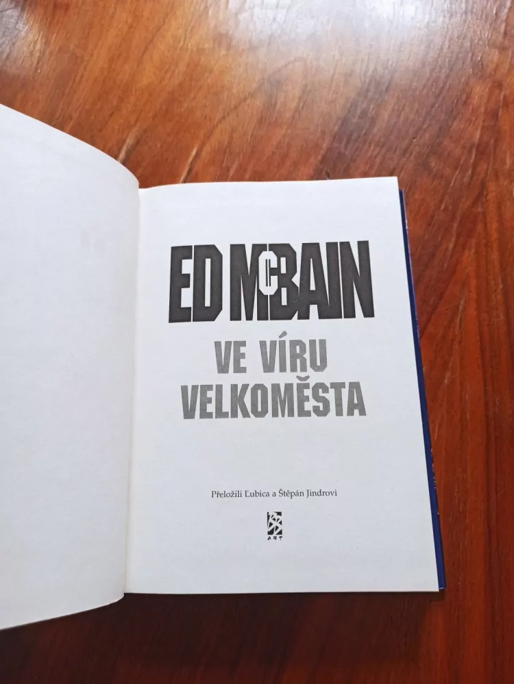 ED McBAIN - Ve víru velkoměsta