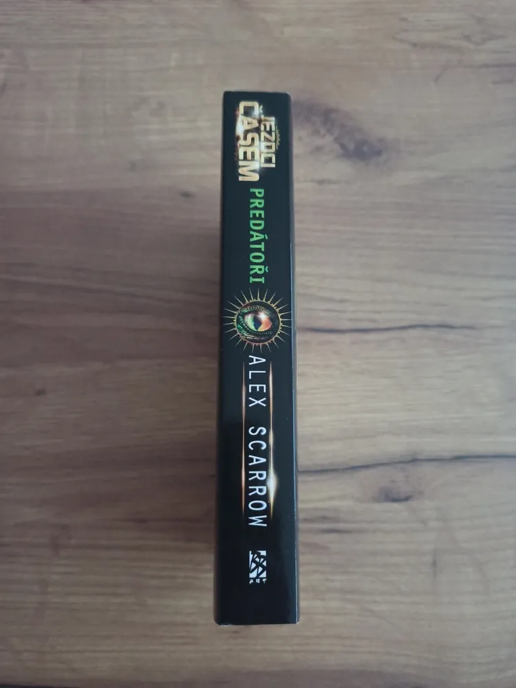 ALEX SCARROW - Jezdci časem 2. – Predátoři