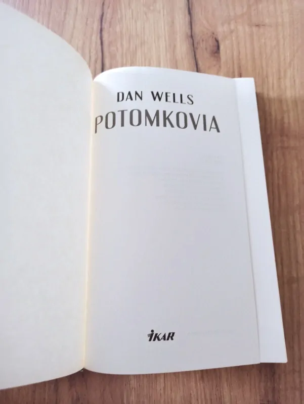 DAN WELLS - Potomkovia