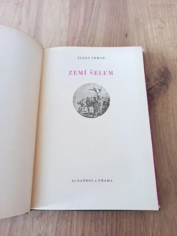 JULES VERNE - Zemí šelem