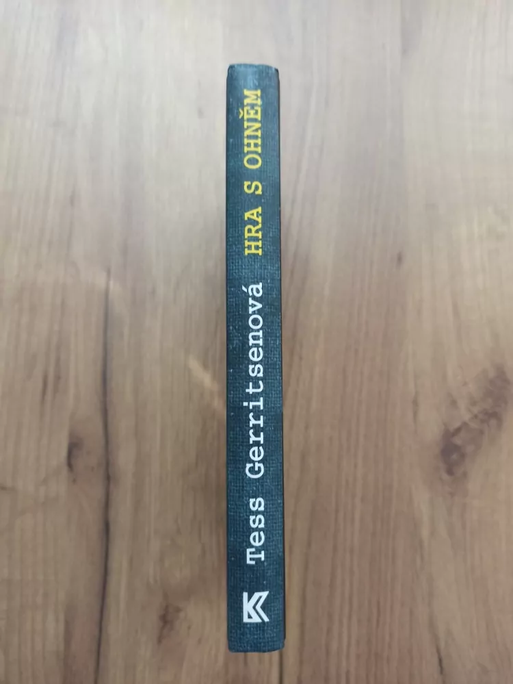 TESS GERRITSEN - Hra s ohněm