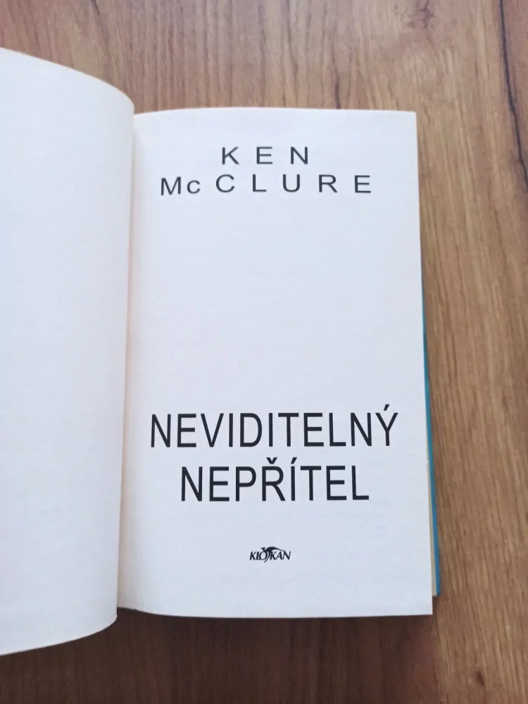 KEN McCLURE - Neviditelný nepřítel