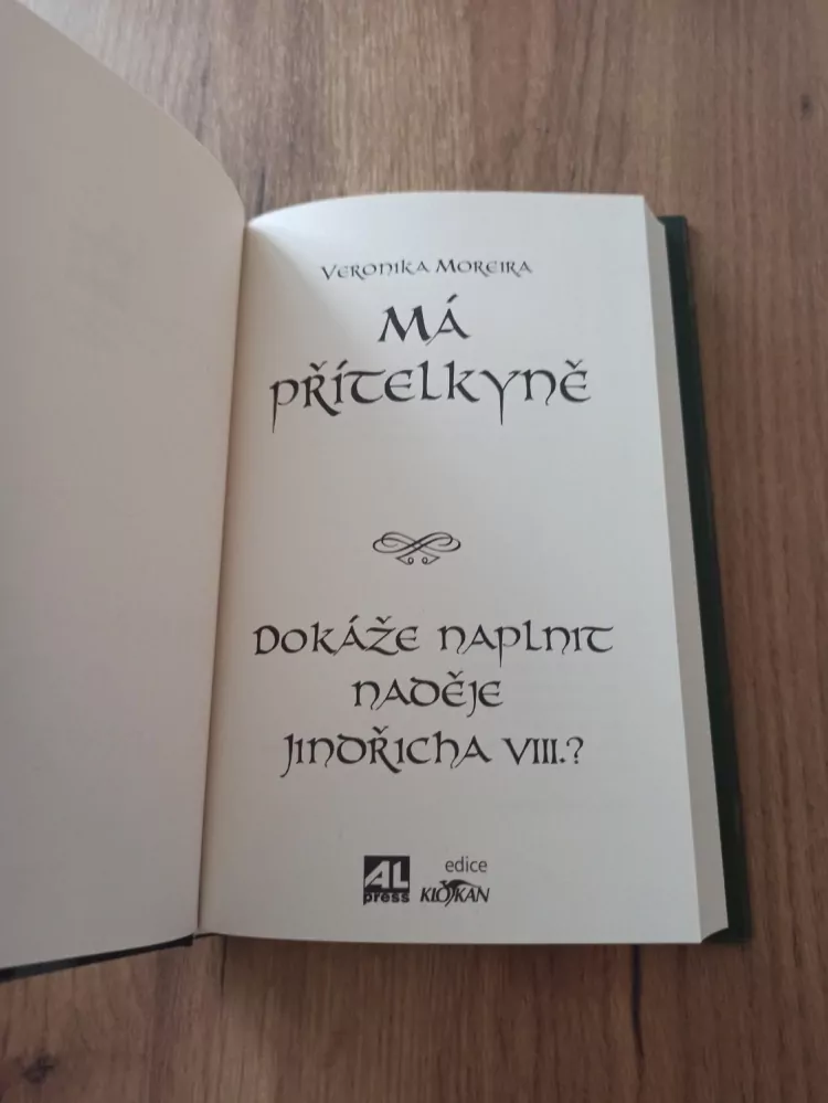 VERONIKA MOREIRA - Má přítelkyně