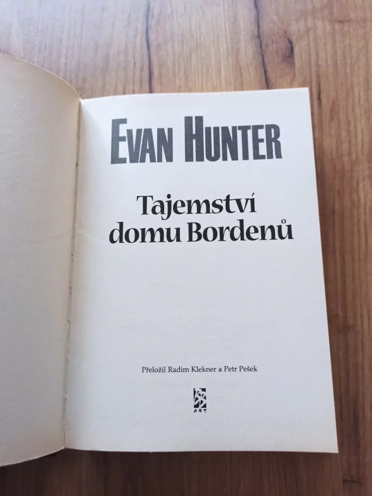 EVAN HUNTER - Tajemství domu Bordenů