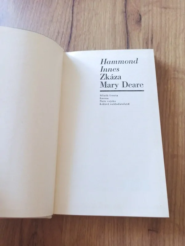 HAMMOND INNES - Zkáza Mary Deare