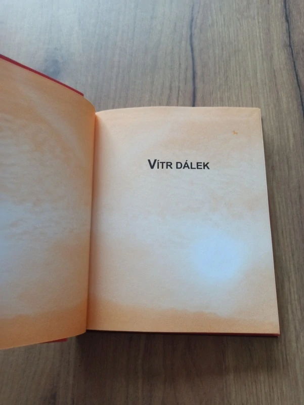 SERGIO BAMBARÉN - Vítr dálek